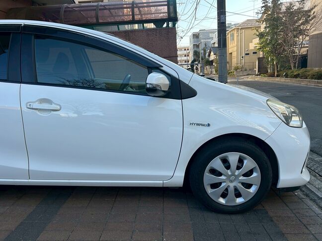 人気色の白色で大変綺麗な状態です！【アクア】